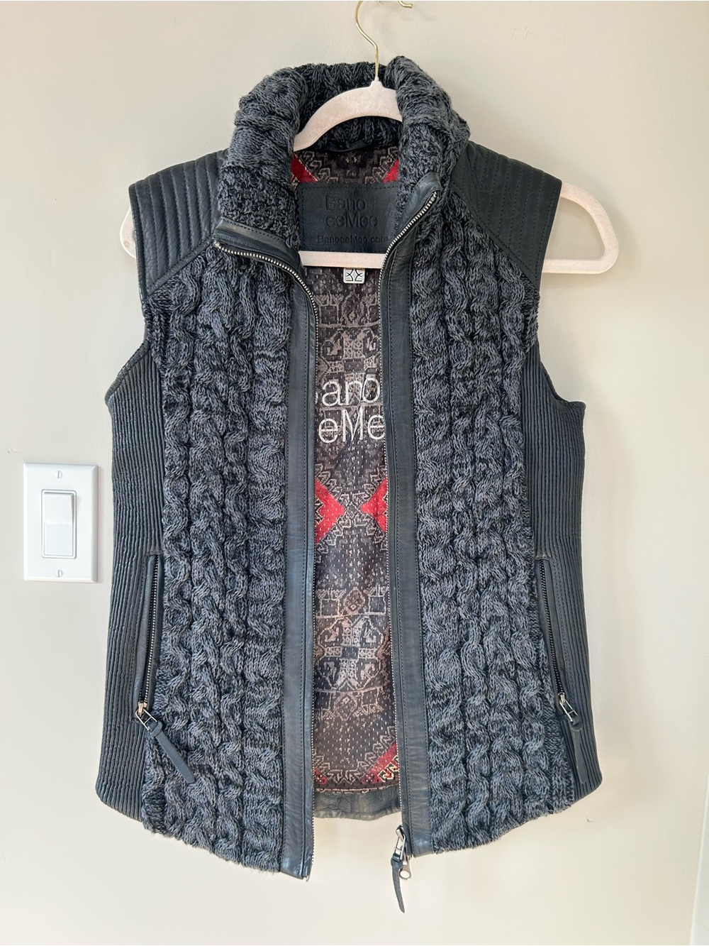 Bano eemee genuine leather &chunky knit zip up vest